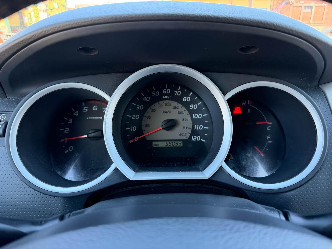 Toyota Tacoma 4WD TRD Sport Access Cab 6' Bed V6 MT (Natl) 2010