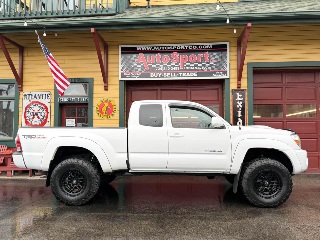 Toyota Tacoma 4WD TRD Sport Access Cab 6' Bed V6 MT (Natl) 2010