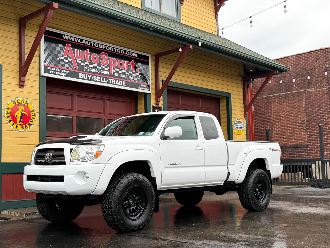 Toyota Tacoma 4WD TRD Sport Access Cab 6' Bed V6 MT (Natl) 2010