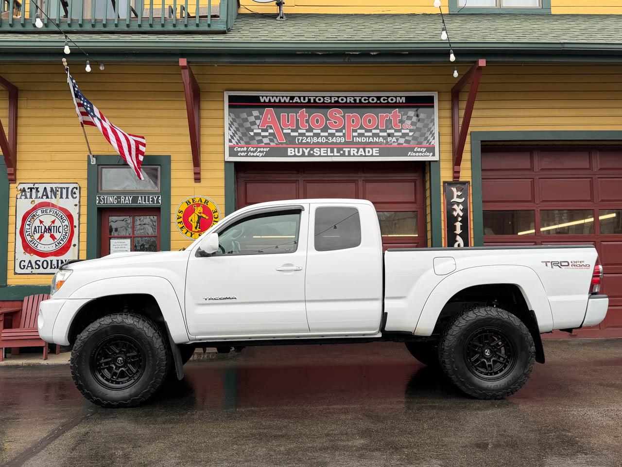 Toyota Tacoma 4WD TRD Sport Access Cab 6' Bed V6 MT (Natl) 2010