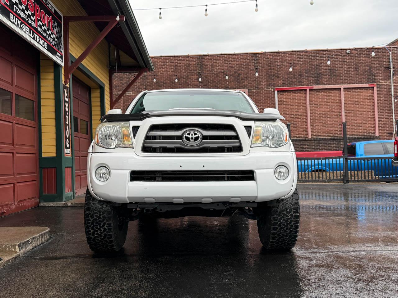 Toyota Tacoma 4WD TRD Sport Access Cab 6' Bed V6 MT (Natl) 2010