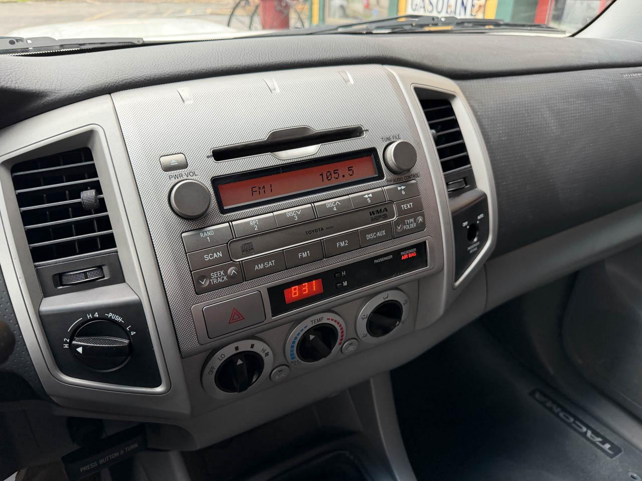 Toyota Tacoma 4WD TRD Sport Access Cab 6' Bed V6 MT (Natl) 2010