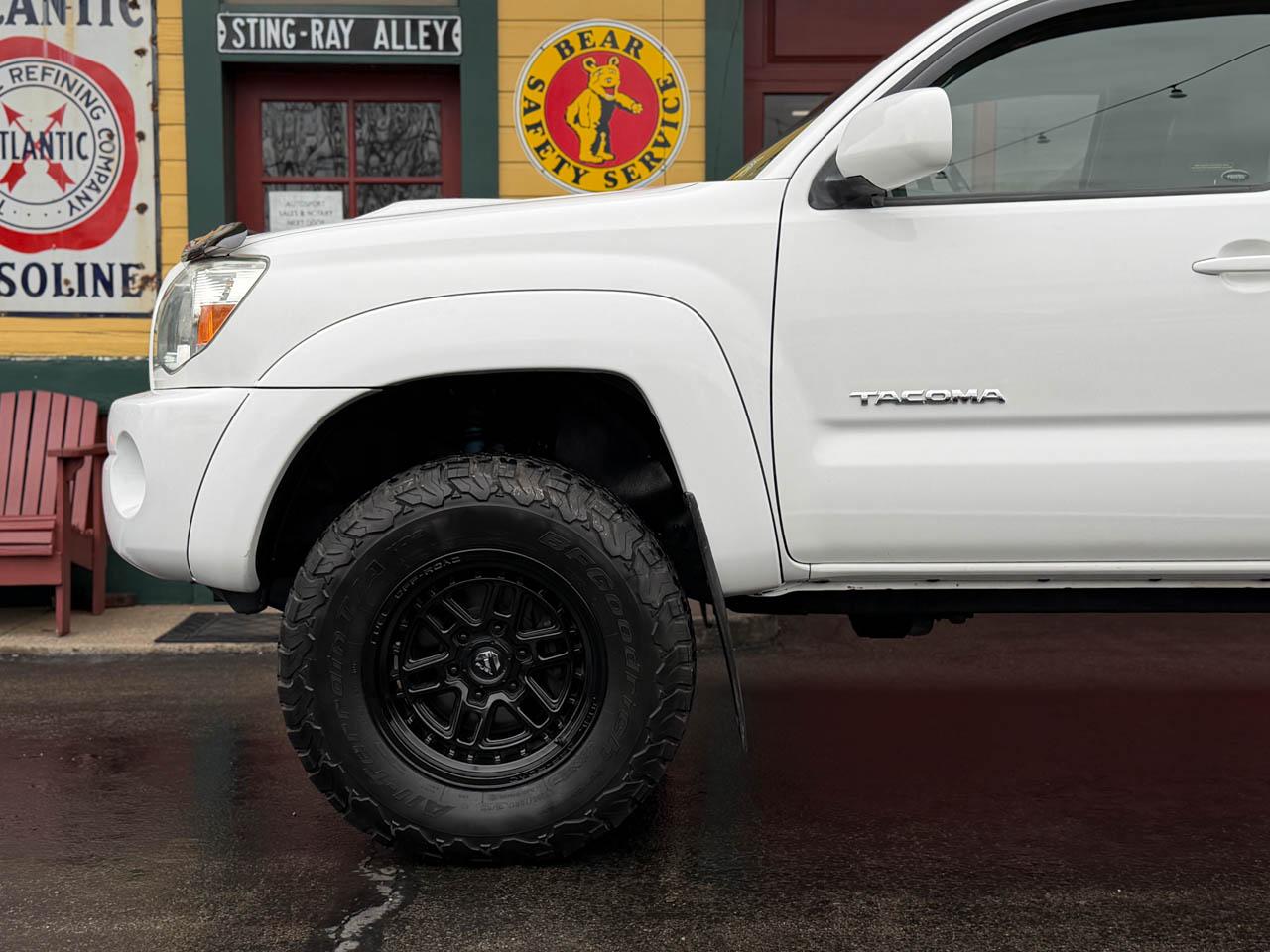 Toyota Tacoma 4WD TRD Sport Access Cab 6' Bed V6 MT (Natl) 2010