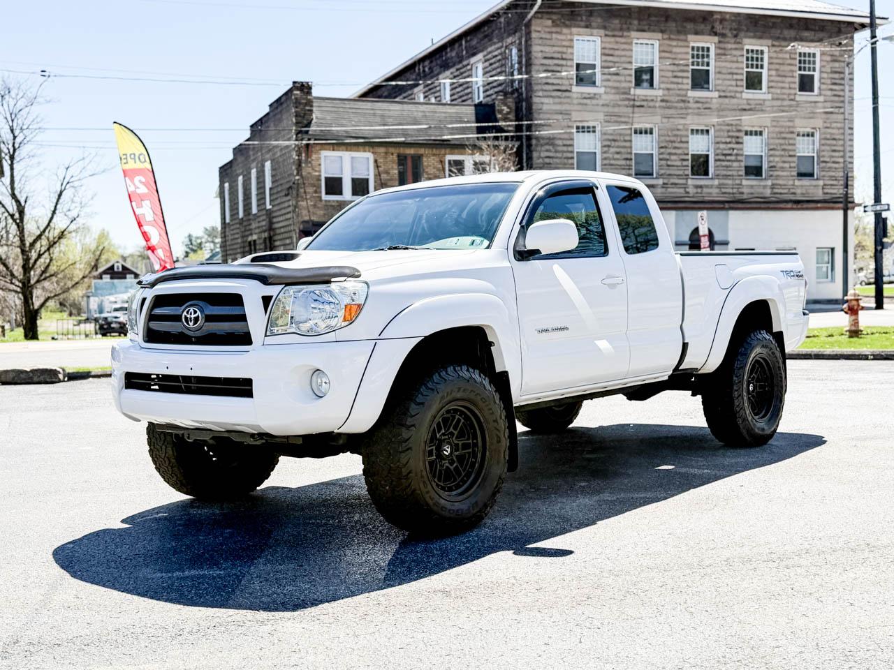 Toyota Tacoma 4WD TRD Sport Access Cab 6' Bed V6 MT (Natl) 2010