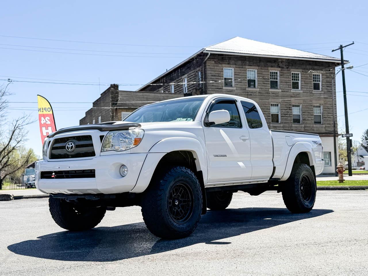 Toyota Tacoma 4WD TRD Sport Access Cab 6' Bed V6 MT (Natl) 2010