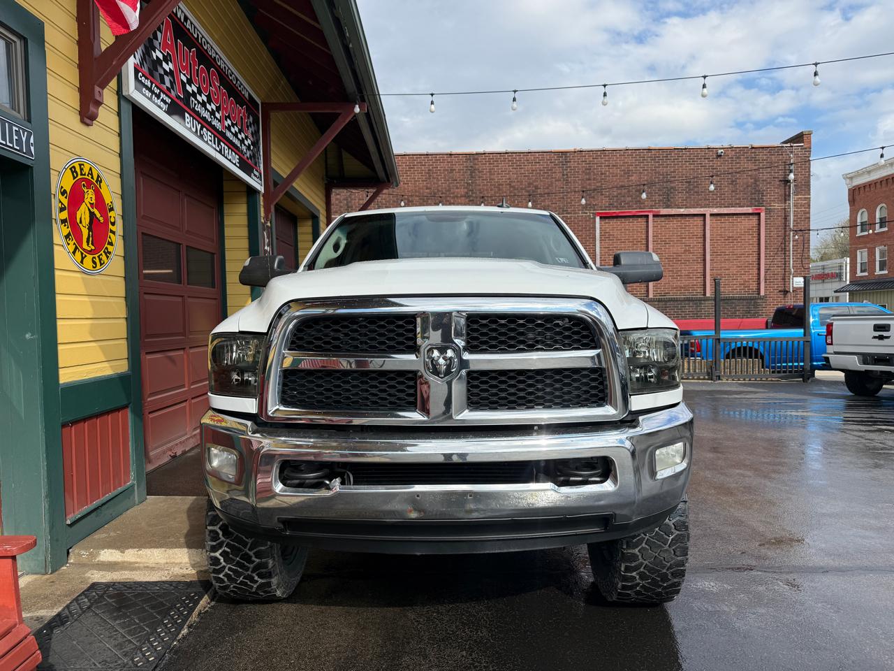 RAM 2500 SLT Crew Cab SWB 4WD 2016
