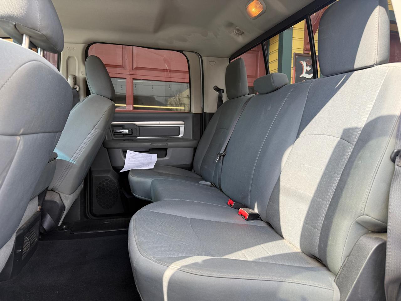 RAM 2500 SLT Crew Cab SWB 4WD 2016