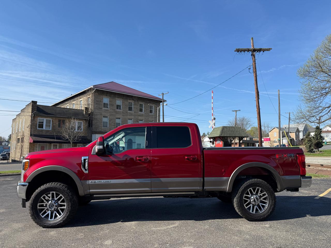 Ford F-250 SD Lariat Crew Cab 4WD 2018