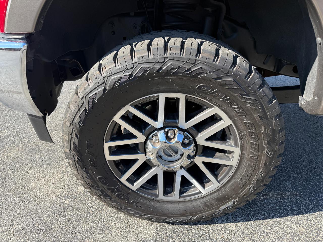 Ford F-250 SD Lariat Crew Cab 4WD 2018