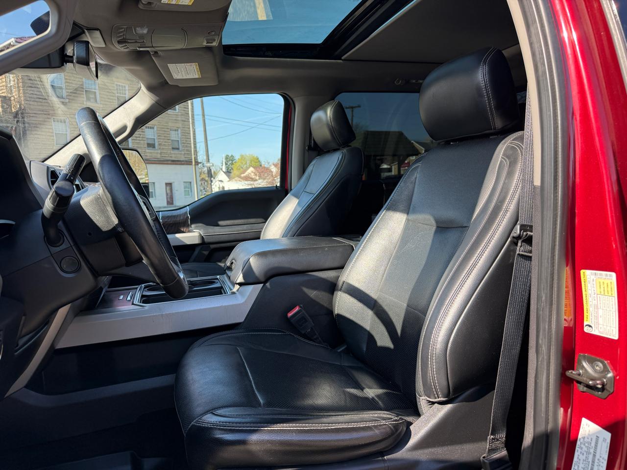 Ford F-250 SD Lariat Crew Cab 4WD 2018