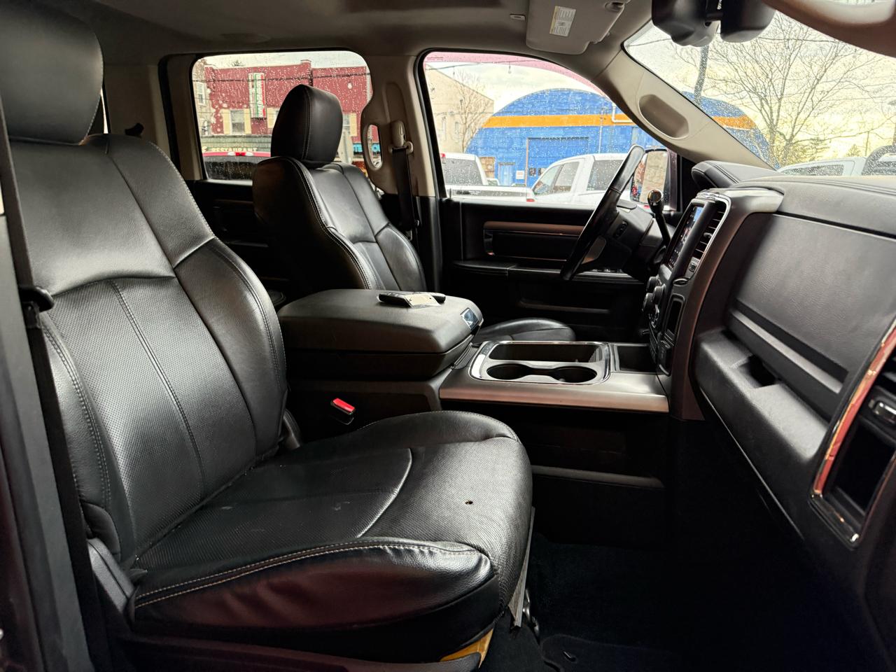 RAM 2500 Laramie Crew Cab SWB 4WD 2018