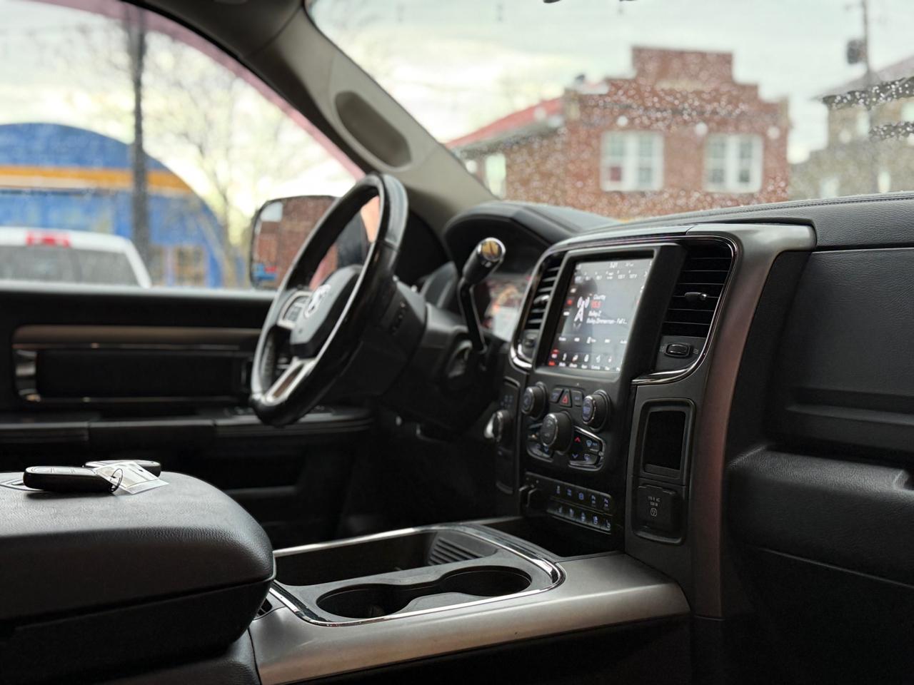 RAM 2500 Laramie Crew Cab SWB 4WD 2018