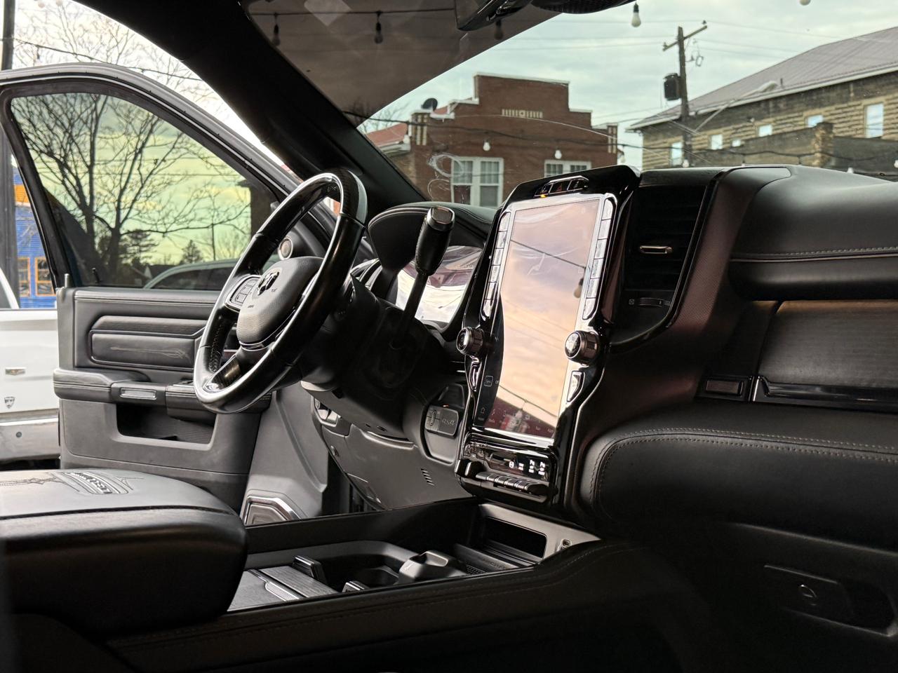 RAM 2500 Limited Crew Cab SWB 4WD 2022