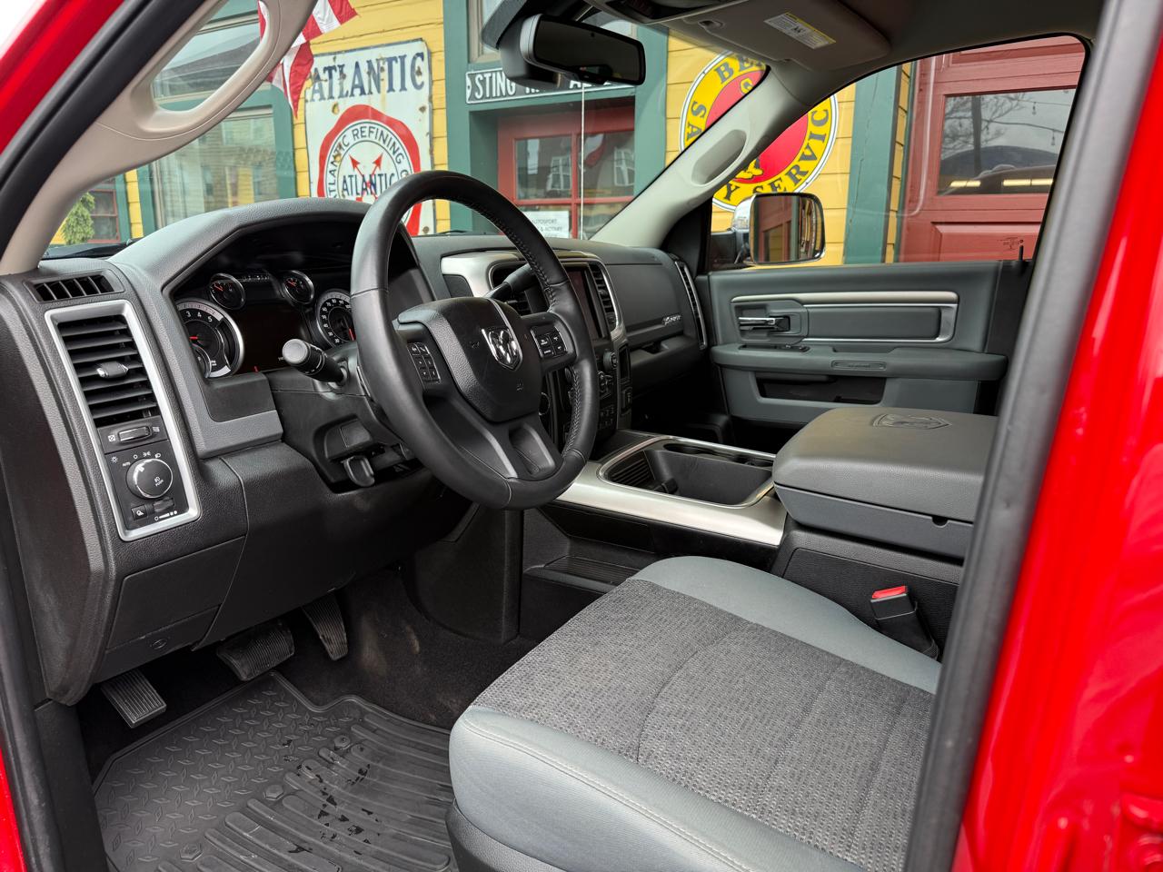 RAM 2500 4WD Crew Cab 169" Lone Star 2018