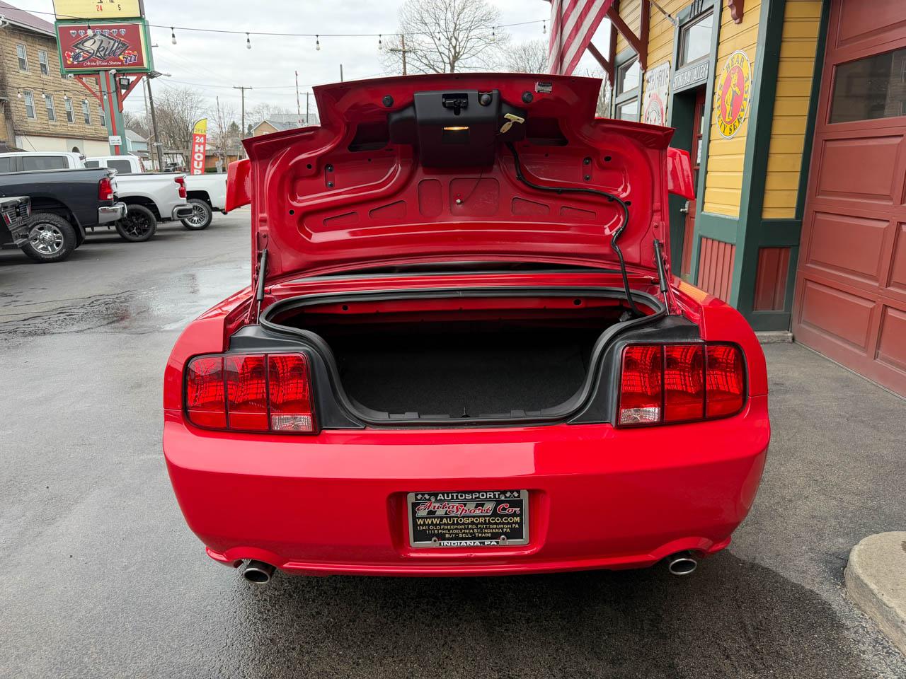 Ford Mustang GT Deluxe Convertible 2007