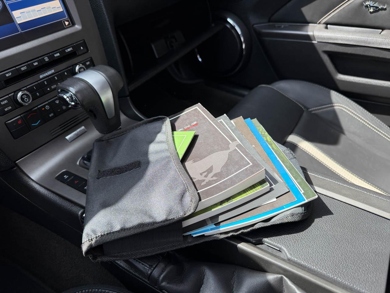 Ford Mustang GT Premium Coupe 2012