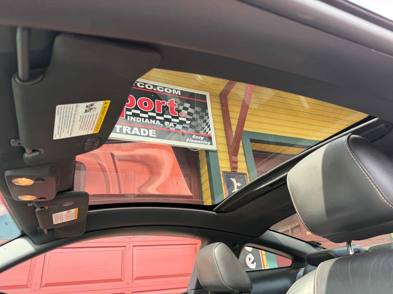 Ford Mustang GT Premium Coupe 2012