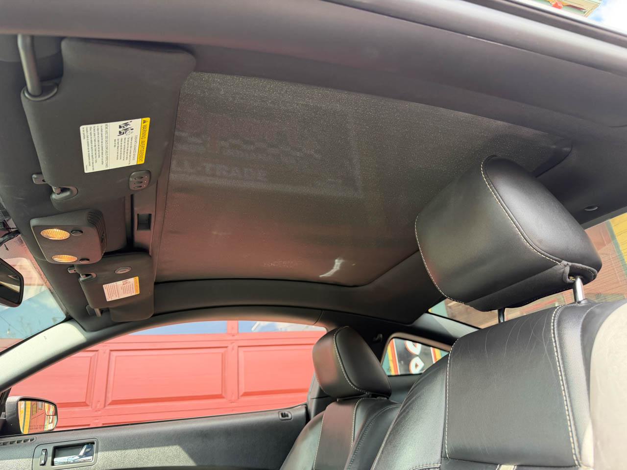 Ford Mustang GT Premium Coupe 2012