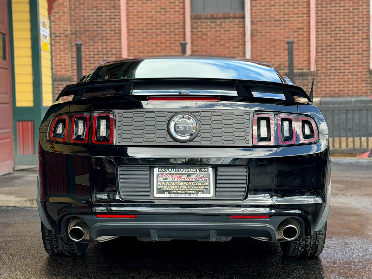 Ford Mustang  2013