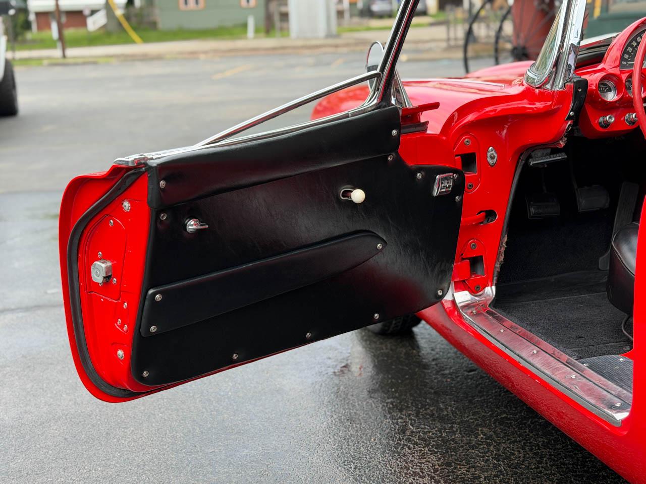 Chevrolet Corvette  1960