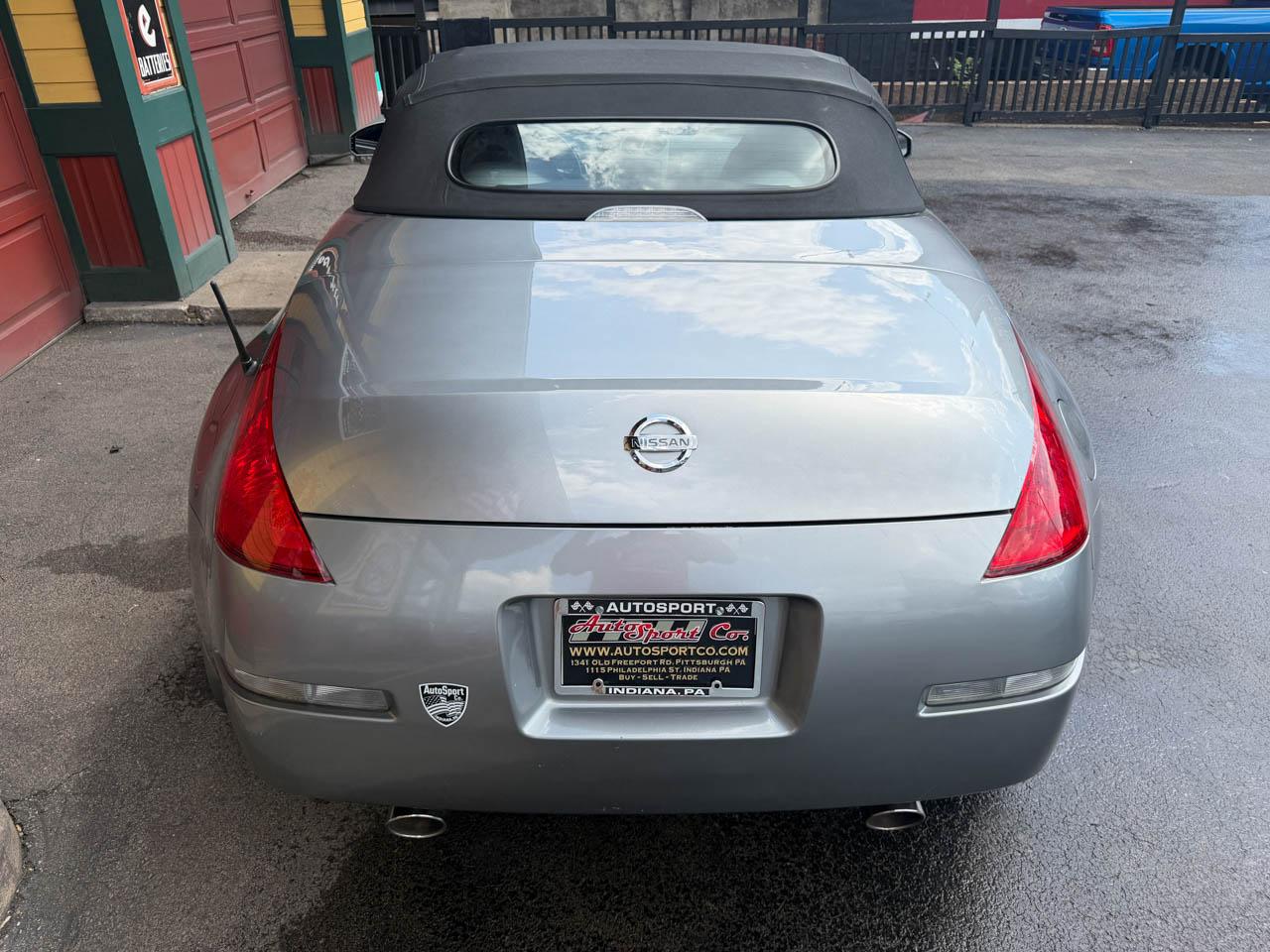 Nissan 350Z Enthusiast Roadster 2004