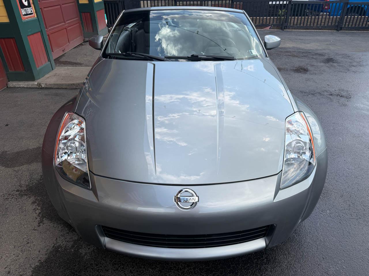 Nissan 350Z Enthusiast Roadster 2004
