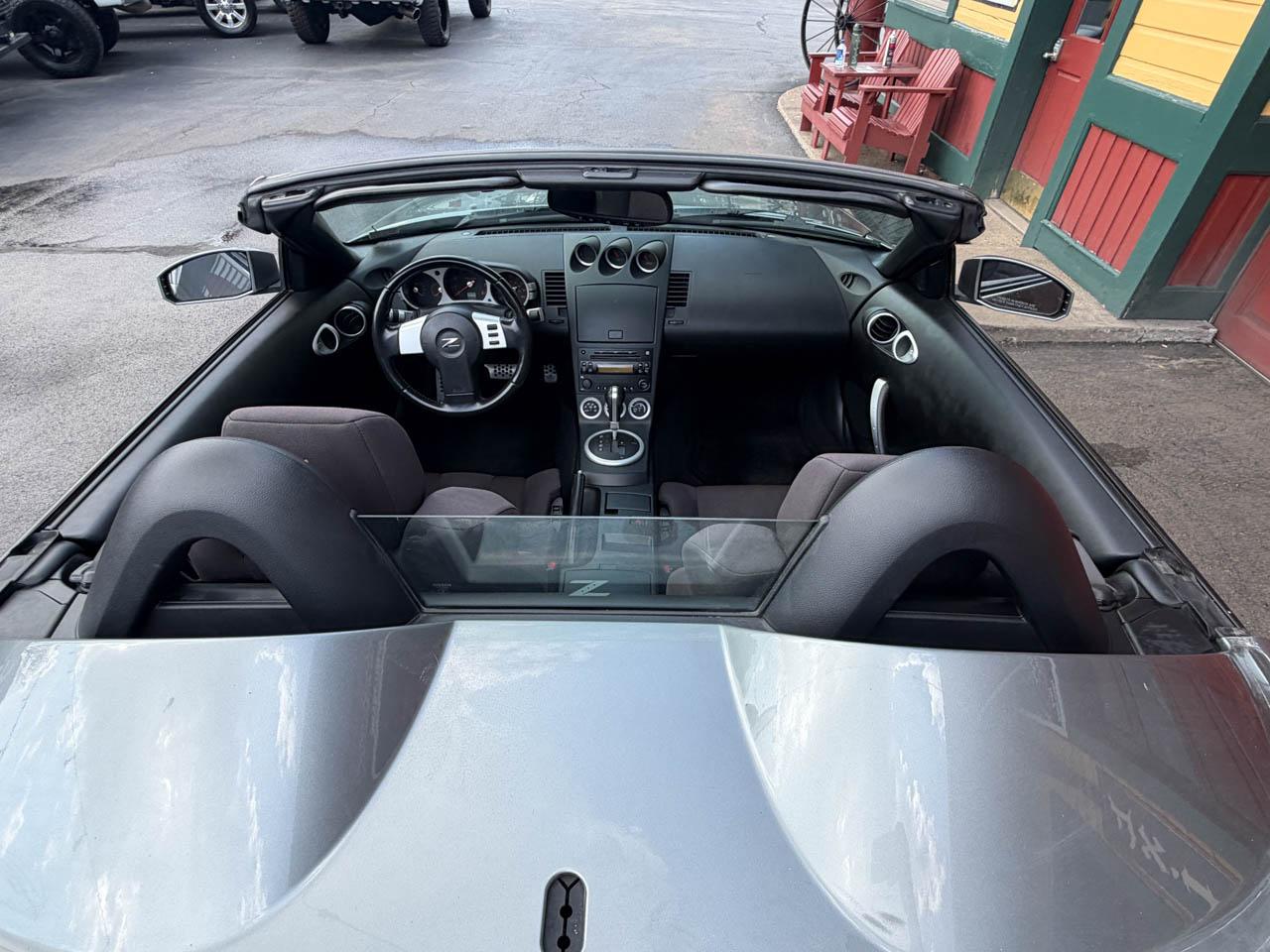 Nissan 350Z Enthusiast Roadster 2004