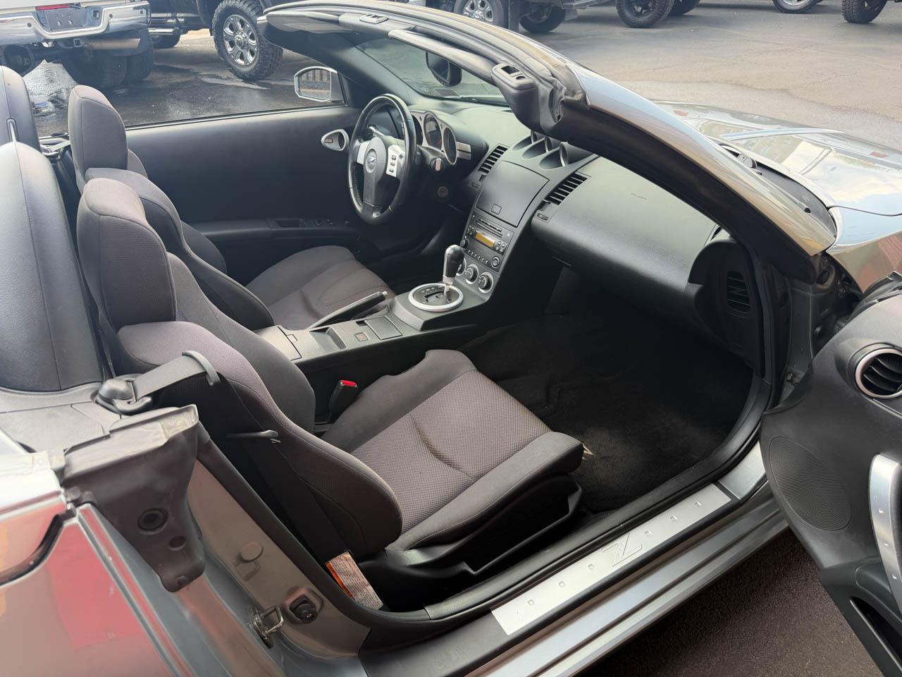 Nissan 350Z Enthusiast Roadster 2004