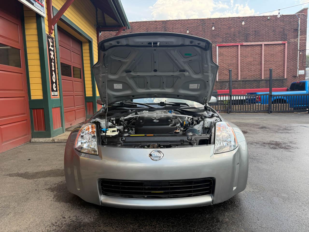 Nissan 350Z Enthusiast Roadster 2004