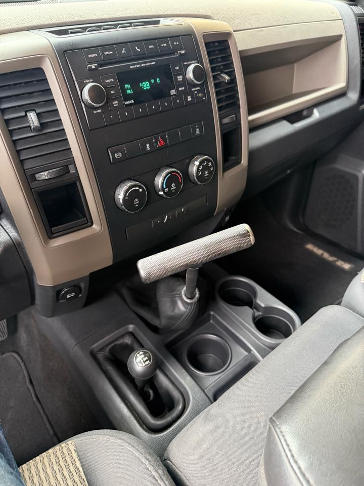 RAM 2500 ST Crew Cab SWB 4WD 2012