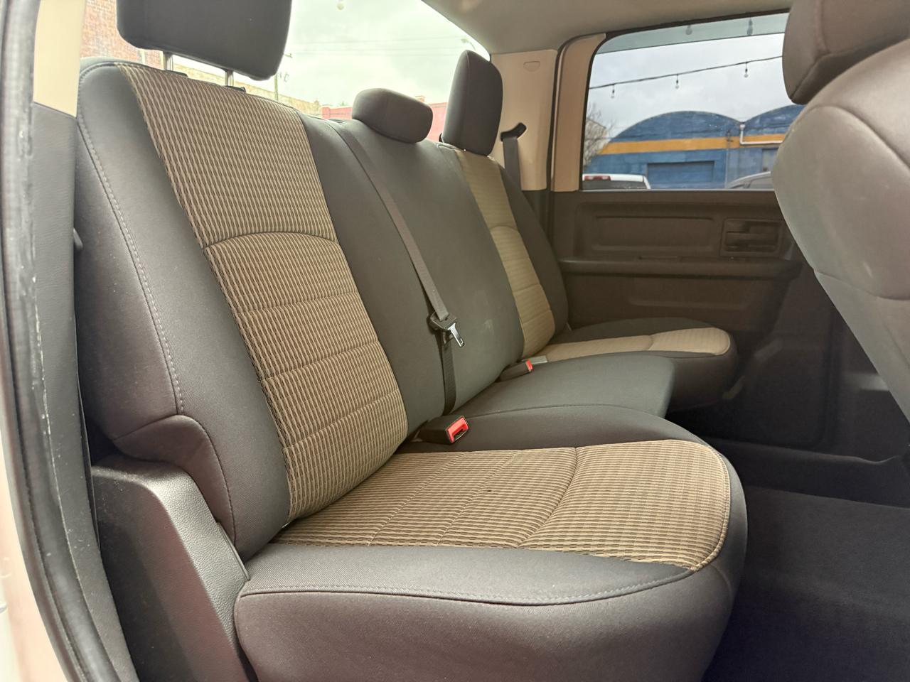 RAM 2500 ST Crew Cab SWB 4WD 2012