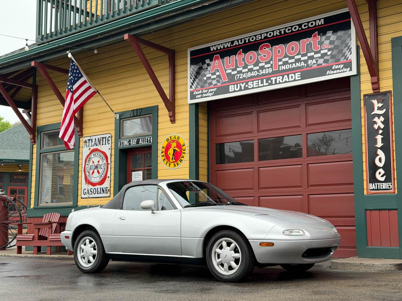 Mazda MX-5 Miata Base 1991