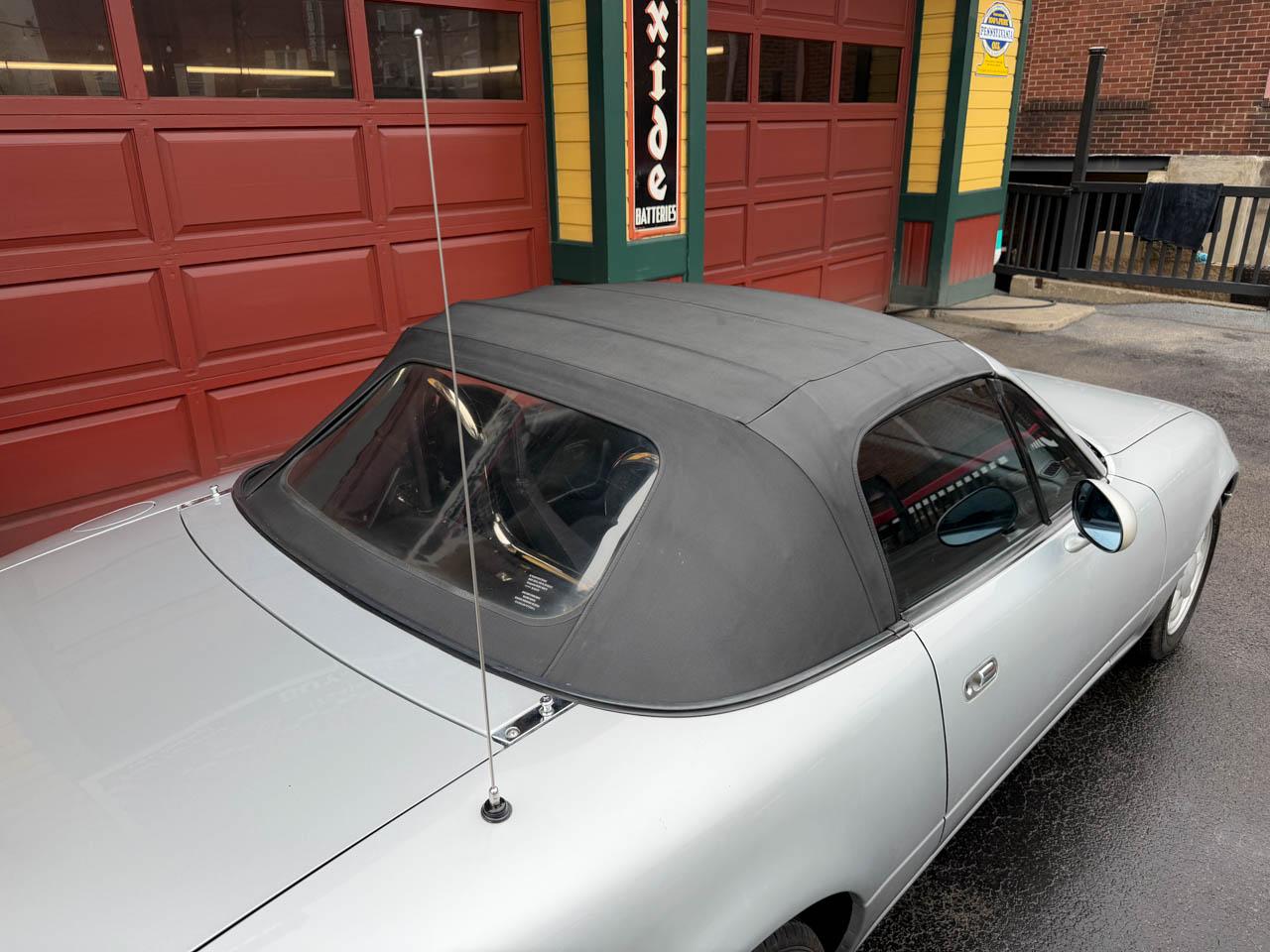 Mazda MX-5 Miata Base 1991