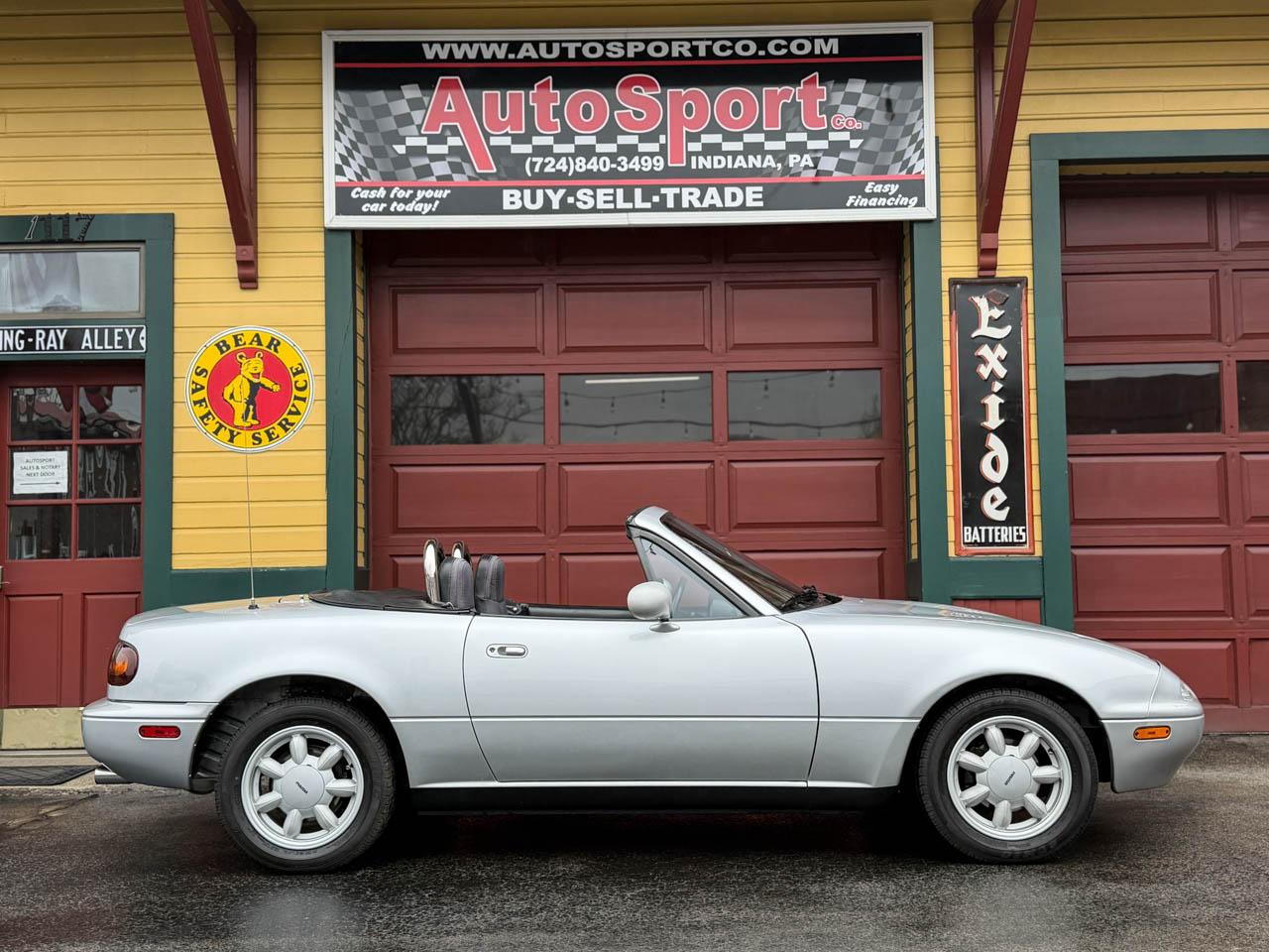 Mazda MX-5 Miata Base 1991