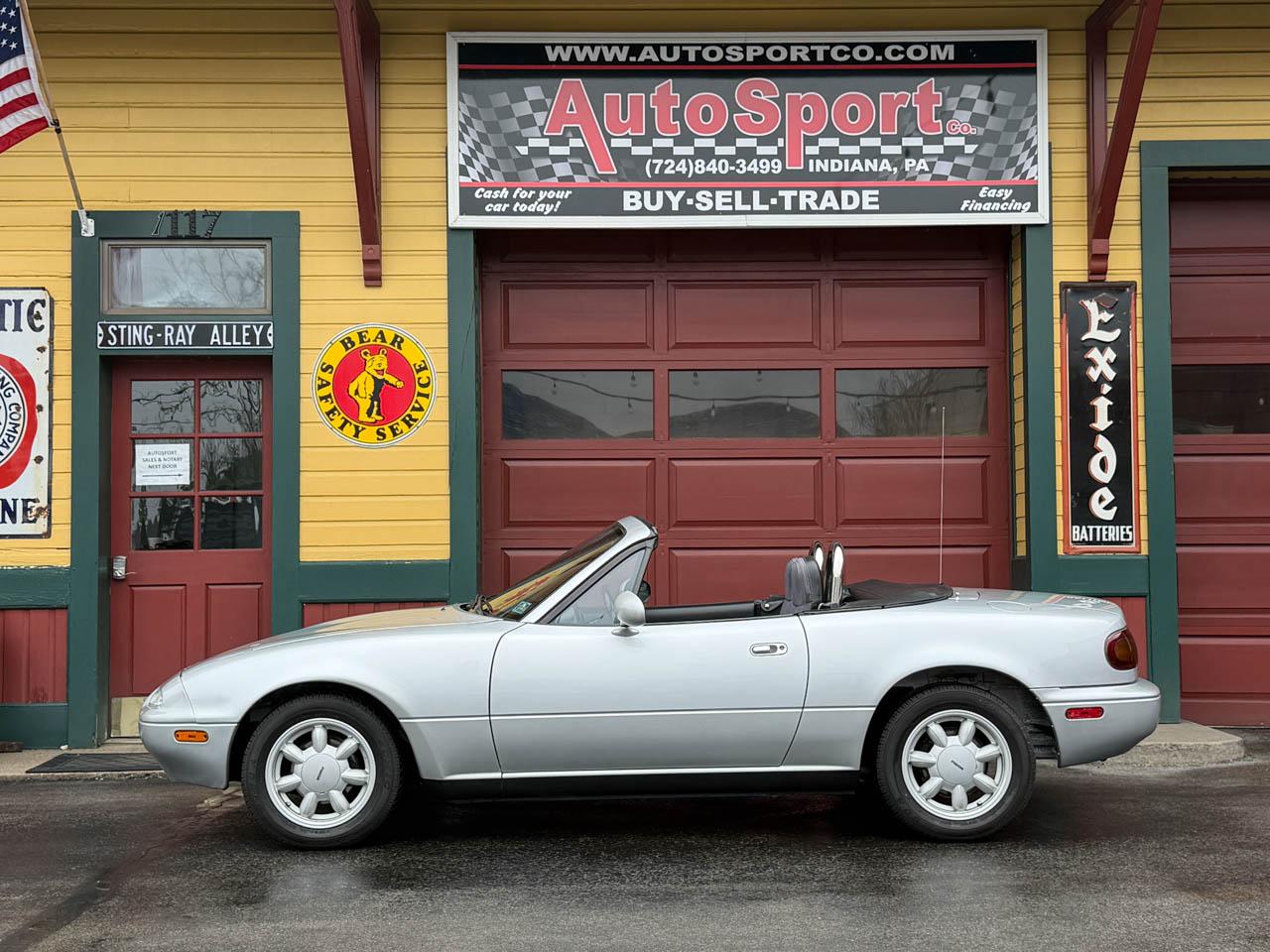 Mazda MX-5 Miata Base 1991