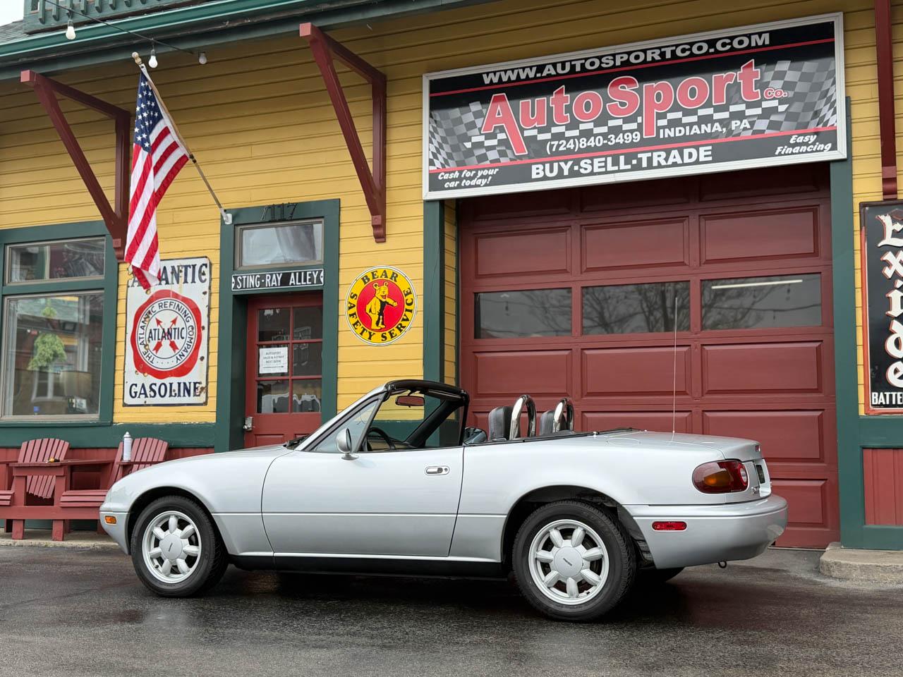 Mazda MX-5 Miata Base 1991