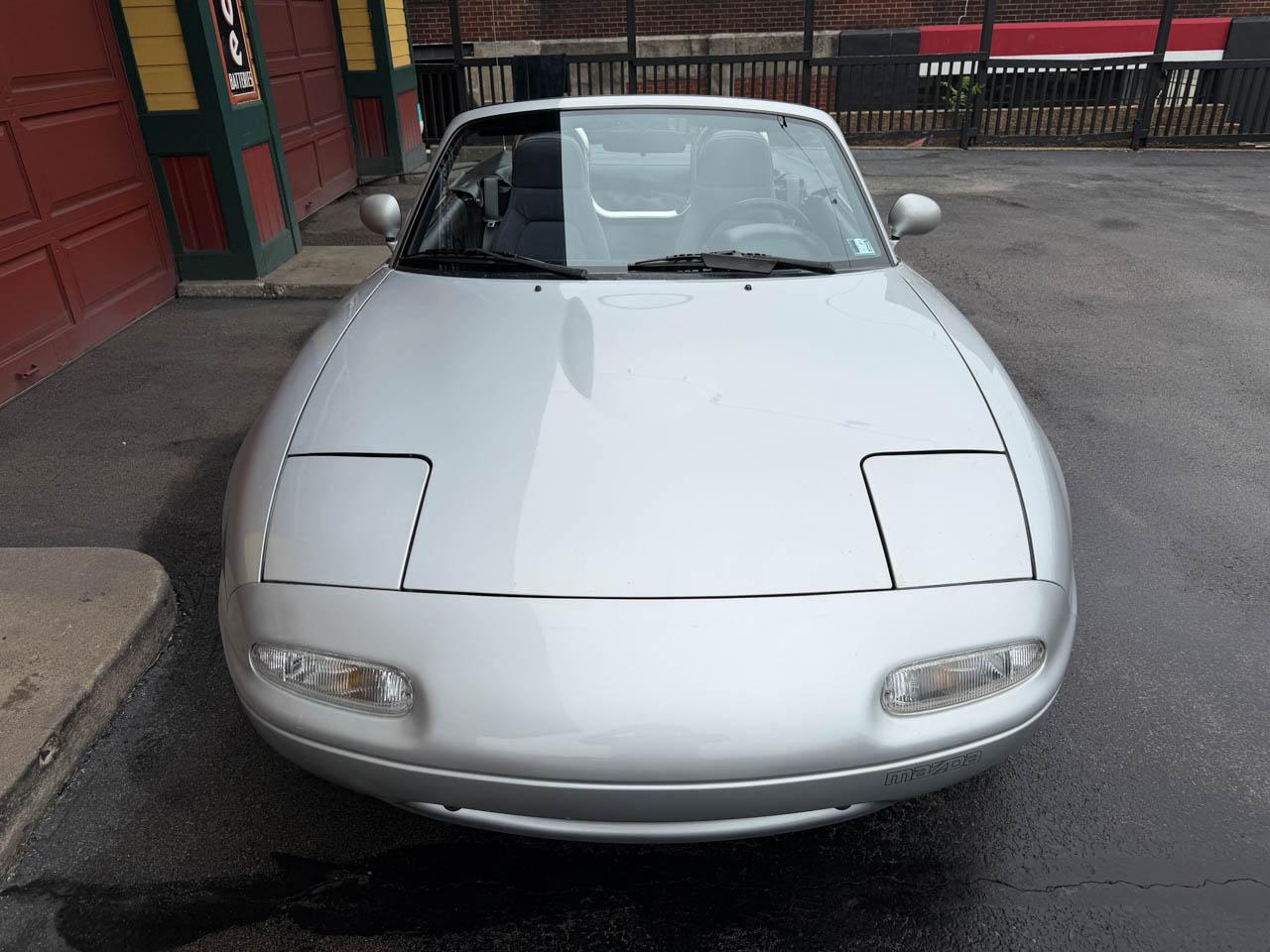 Mazda MX-5 Miata Base 1991