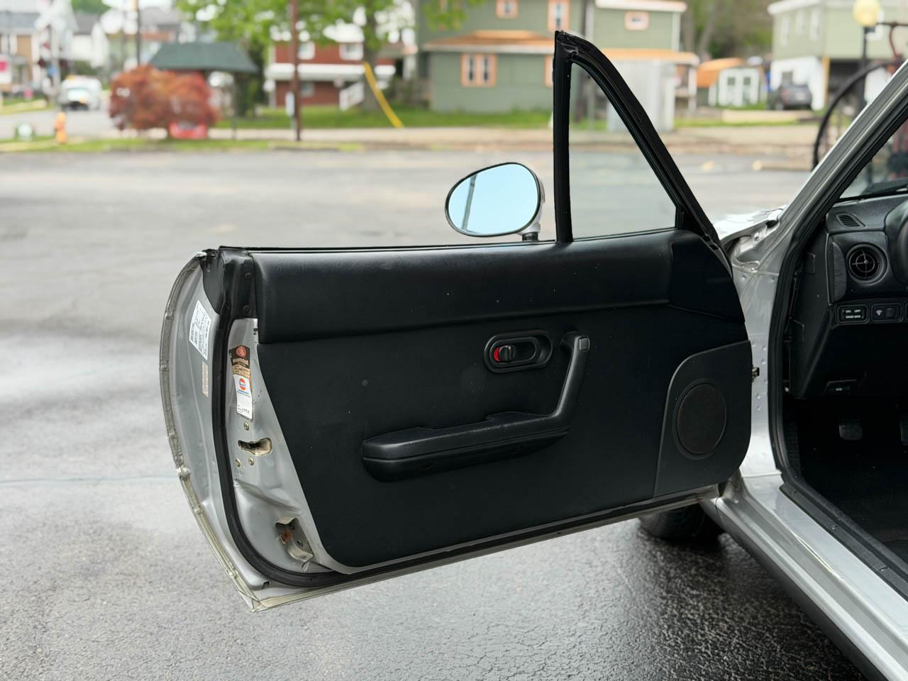 Mazda MX-5 Miata Base 1991