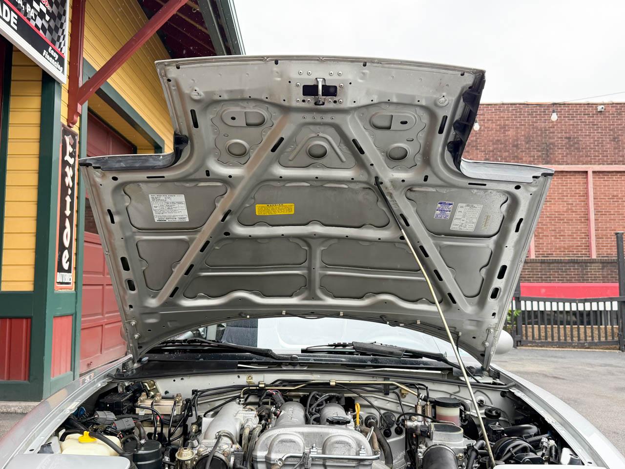 Mazda MX-5 Miata Base 1991