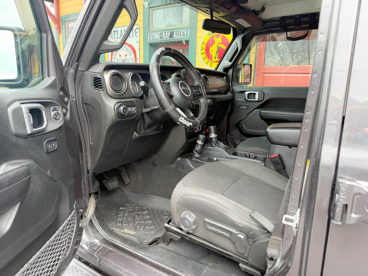 Jeep Wrangler Unlimited Sport 2019
