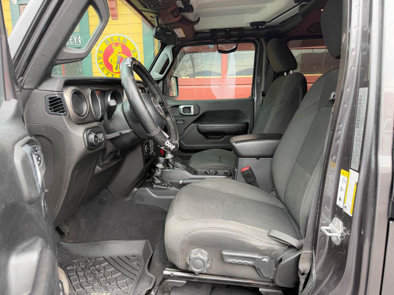 Jeep Wrangler Unlimited Sport 2019