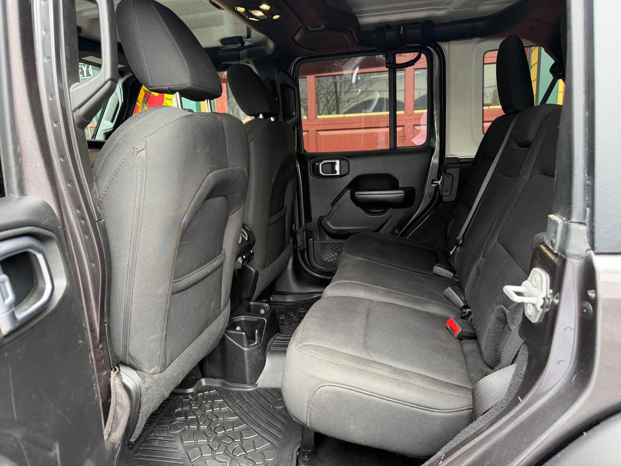 Jeep Wrangler Unlimited Sport 2019