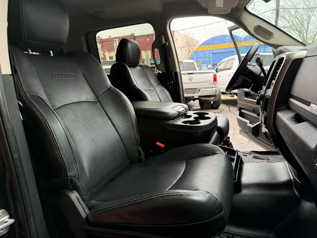 RAM 2500 Laramie Mega Cab 4WD 2017
