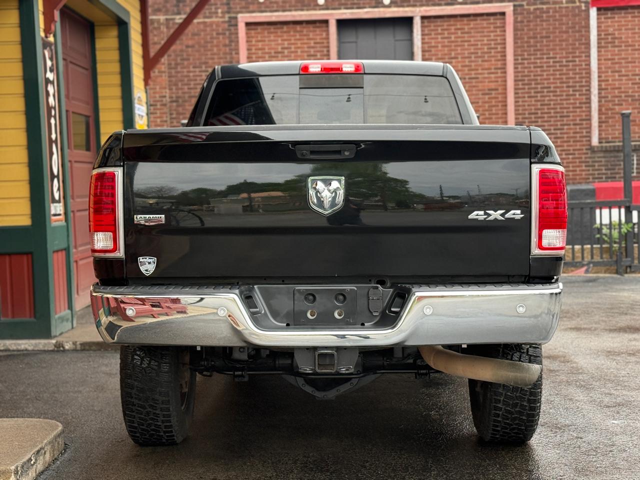 RAM 2500 Laramie Crew Cab SWB 4WD 2017