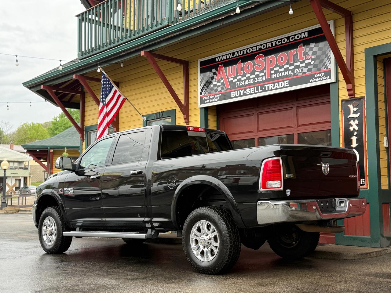 RAM 2500 Laramie Crew Cab SWB 4WD 2017