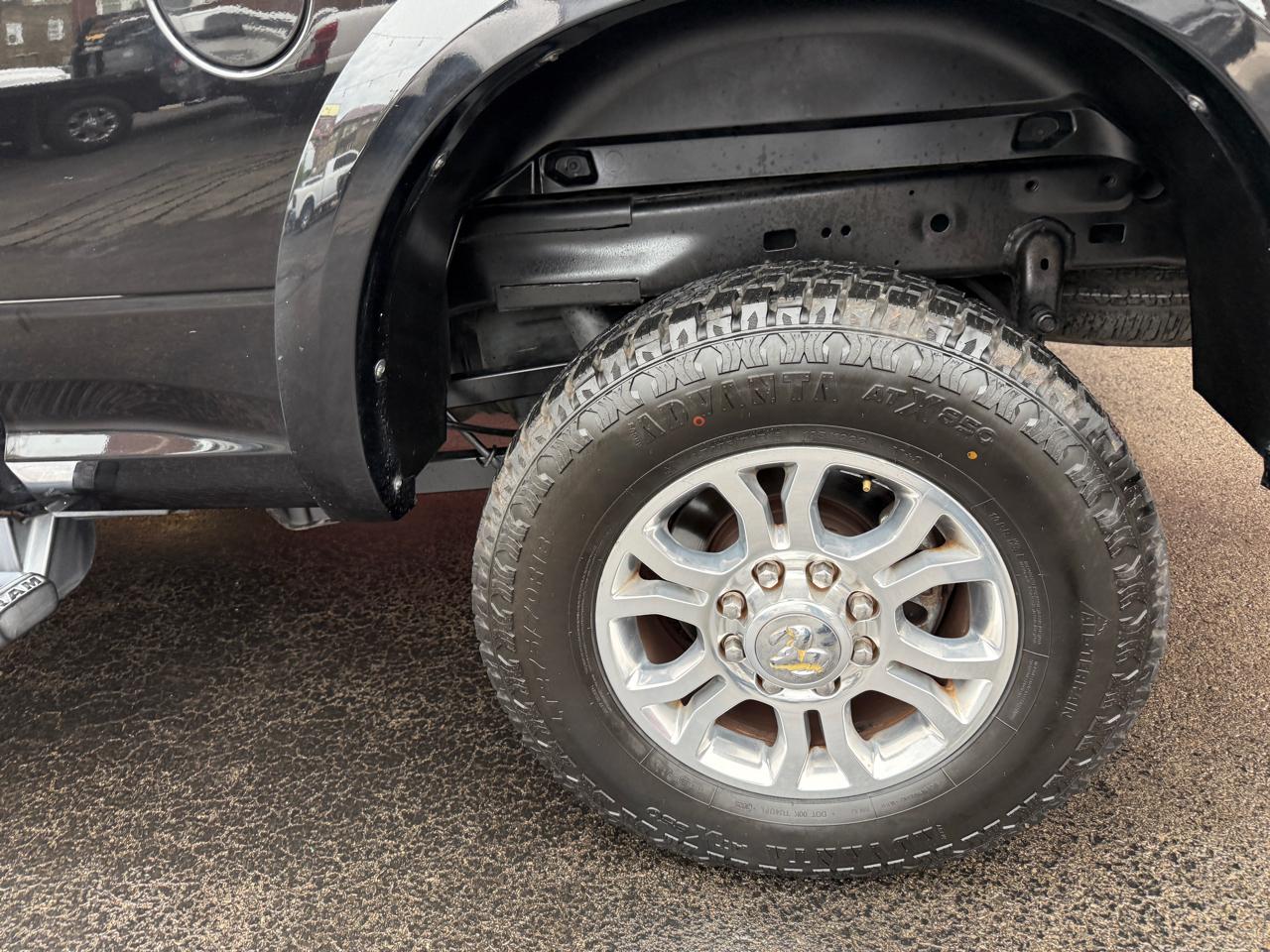 RAM 2500 Laramie Crew Cab SWB 4WD 2017