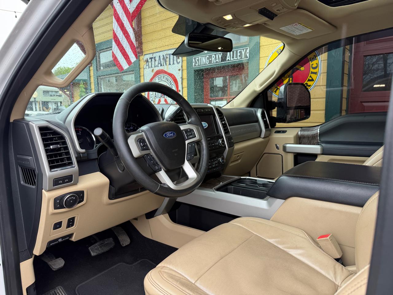 Ford F-250 SD Lariat Crew Cab SWB 4WD 2019