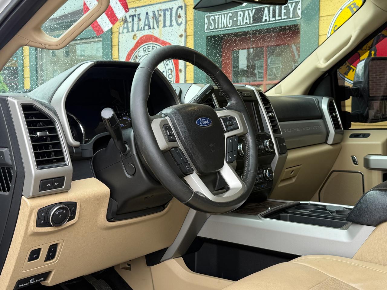 Ford F-250 SD Lariat Crew Cab SWB 4WD 2019