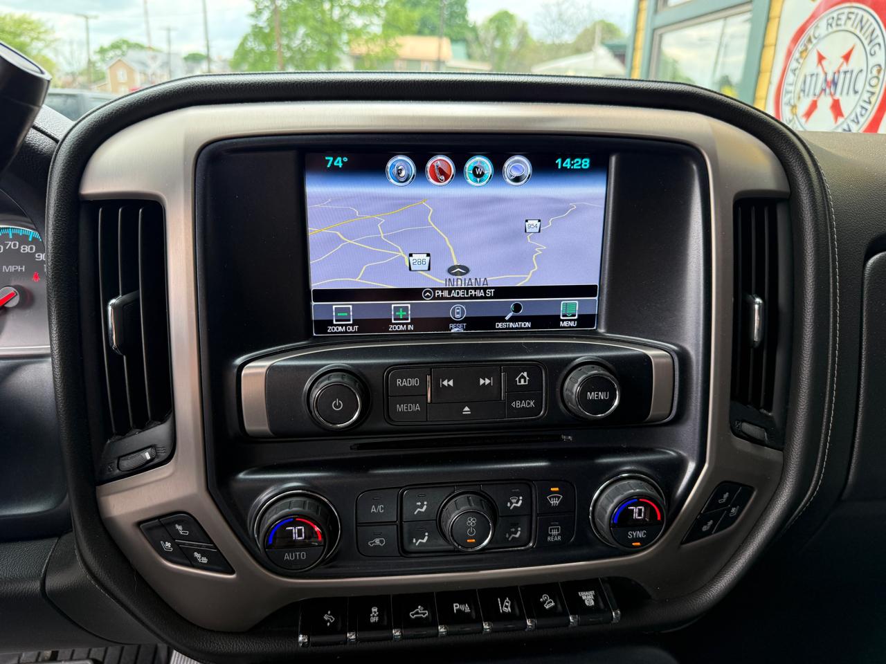 GMC Sierra 2500HD Denali Crew Cab 4WD 2019