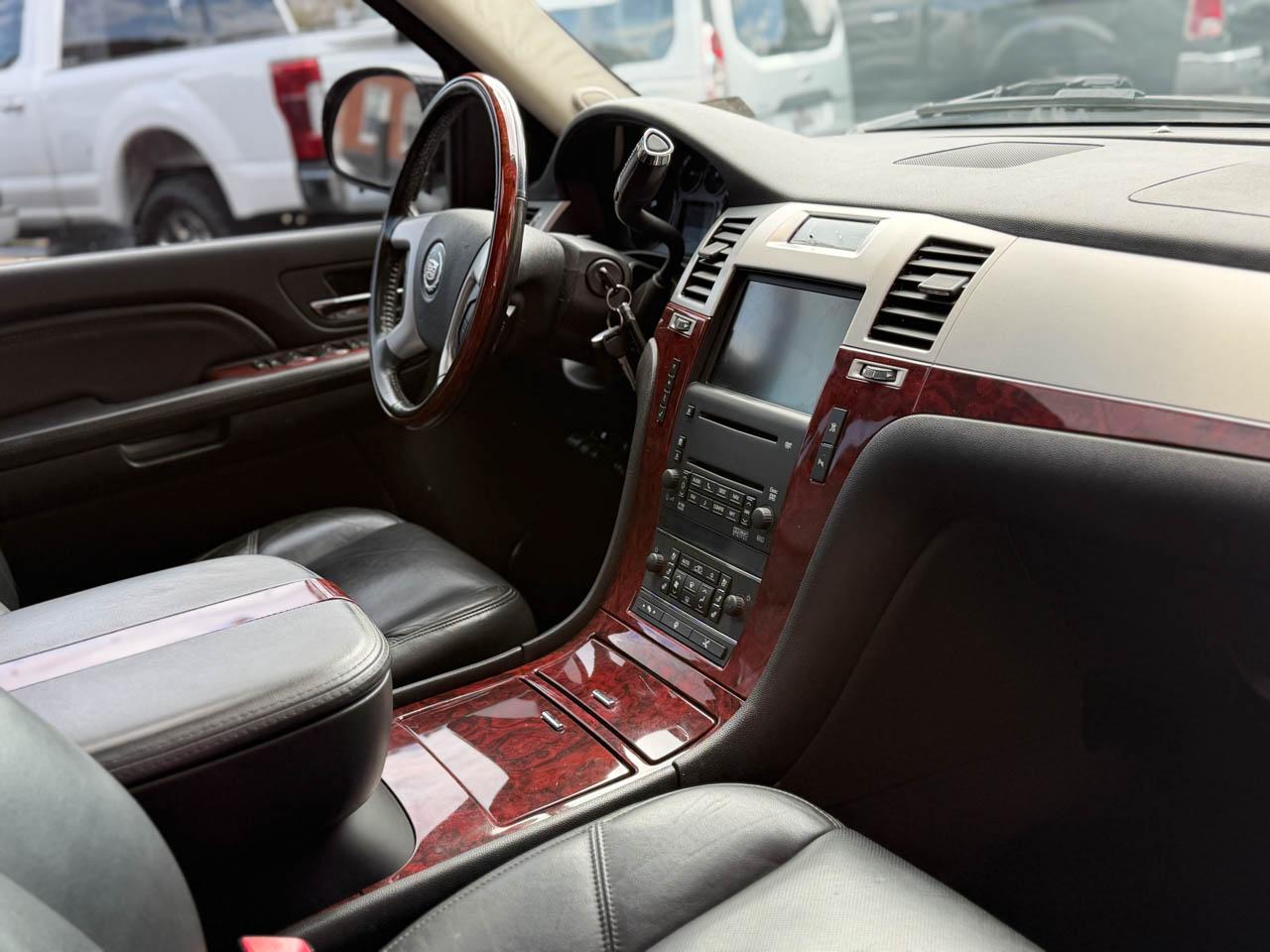 Cadillac Escalade EXT Sport Utility Truck 2008